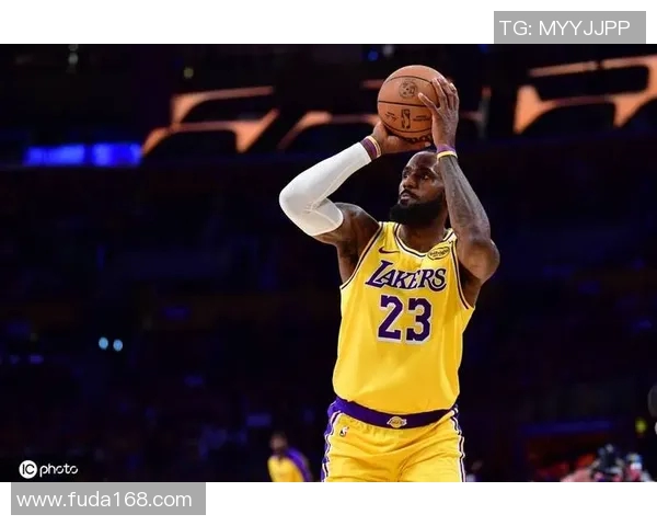 詹姆斯再创辉煌40分10篮板7助攻湖人加时逆转勇士成功晋级季后赛