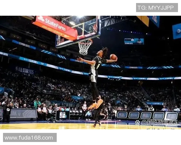 2018年NBA火箭队与黄蜂队精彩对决回顾及赛后分析