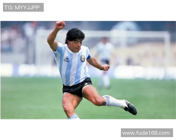 马拉多纳：上帝之手的传奇足迹