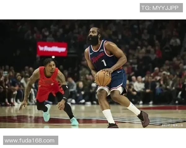 太阳客场力克快船,系列赛晋级总决赛——耀眼之星再现辉煌 太阳客场力克快船,系列赛晋级总决赛——耀眼之星再现辉煌