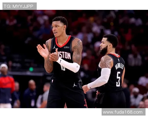 火箭队与独行侠的激烈对决分析及赛季前景展望 火箭队与独行侠的激烈对决分析及赛季前景展望