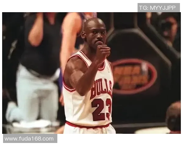 坎比的传奇生涯与NBA历史上的防守巨星地位探讨 坎比的传奇生涯与NBA历史上的防守巨星地位探讨