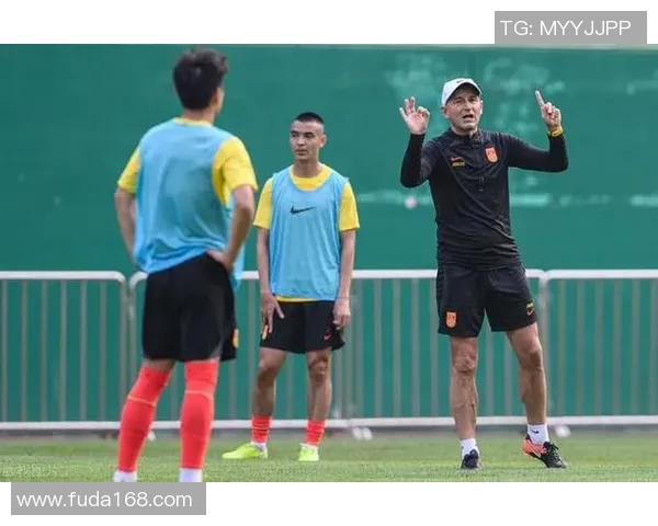 国家队迎战新西兰全力争胜展现团队精神与竞技风采 国家队迎战新西兰全力争胜展现团队精神与竞技风采